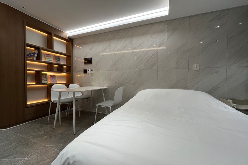 강남 풀옵션 1룸 3명