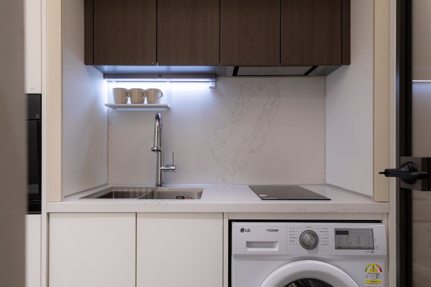 강남 풀옵션 1룸 3명