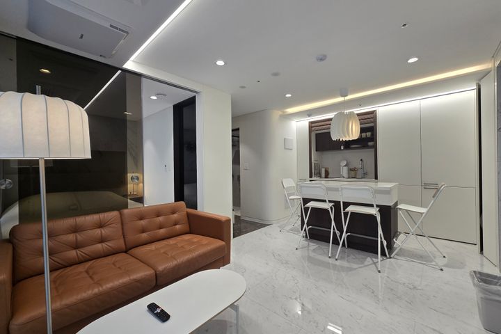 New 2-room apartment in Seocho (sleeps 4) 0th image