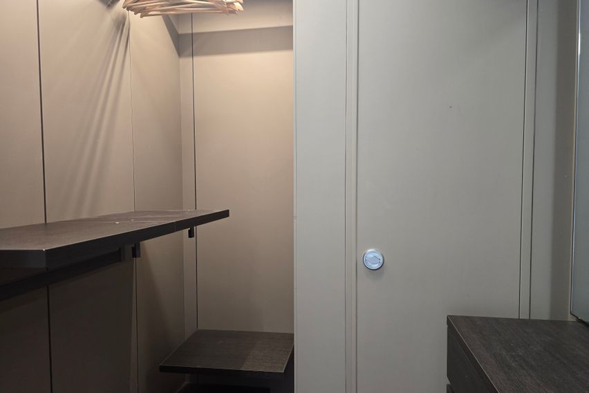 서초 신축 2룸(4인)