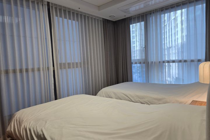New 2-room apartment in Seocho (sleeps 4) 8th image