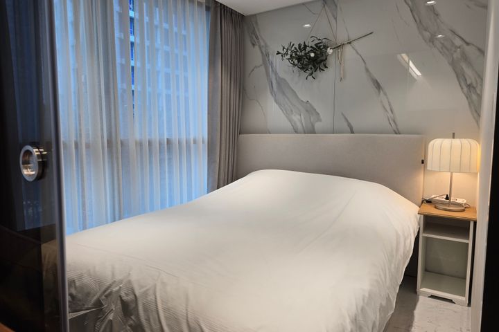 New 2-room apartment in Seocho (sleeps 4) 6th image