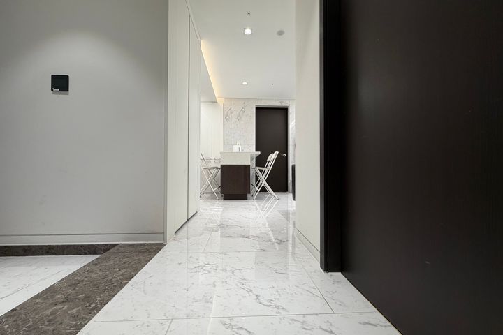 Seocho fully furnished 2-room apartment 9th image