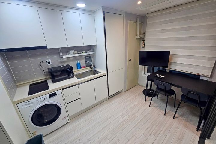B105 Gangdong High-rise Room 4th image