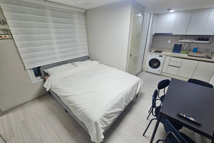 B106 Gangdong 2-Queen Room 3th image