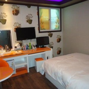 룸1 2번째 이미지