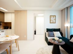 Dongdaemun Two-Bedroom 1th image