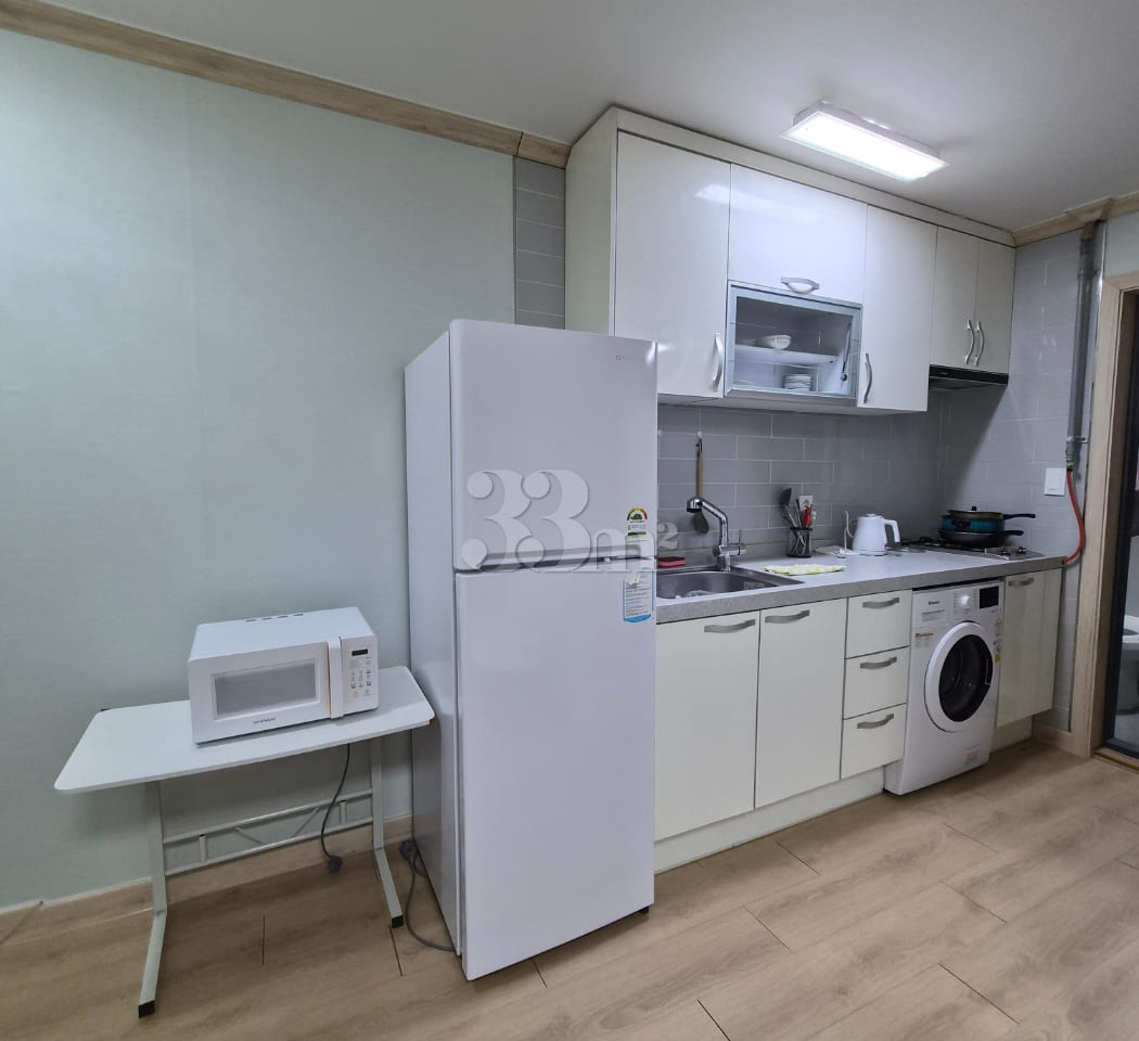 Unit 102 2th image