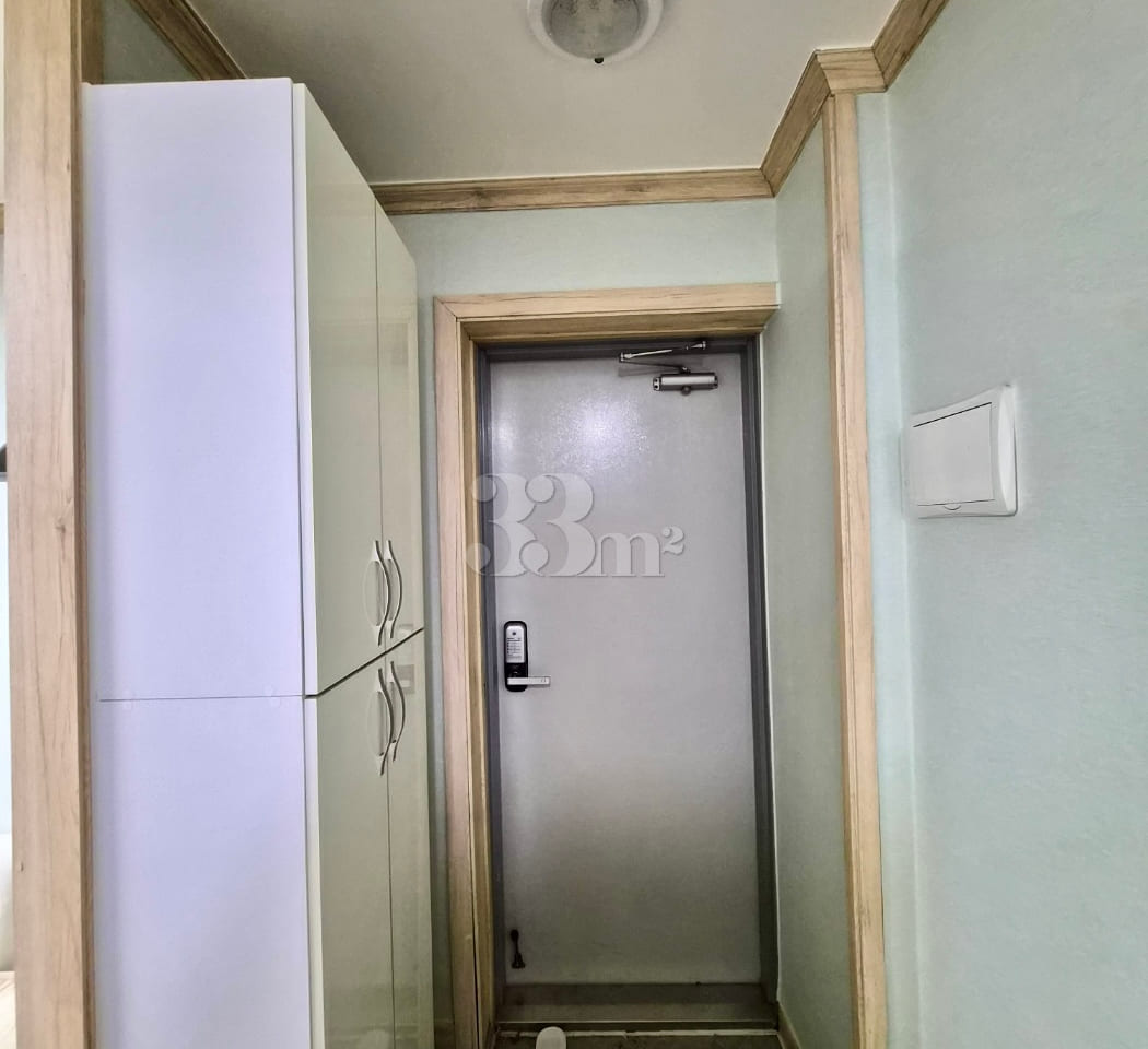 Unit 102 4th image