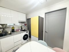 Fully furnished 3-room apartment near Hongik 1th image
