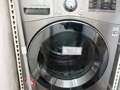 Fully furnished 3-room apartment near Hongik 19th image