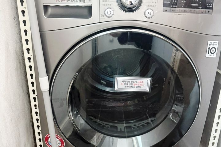 Fully furnished 3-room apartment near Hongik 19th image