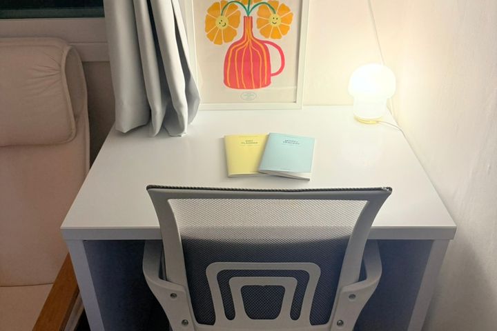 Fully furnished 3-room apartment near Hongik 5th image