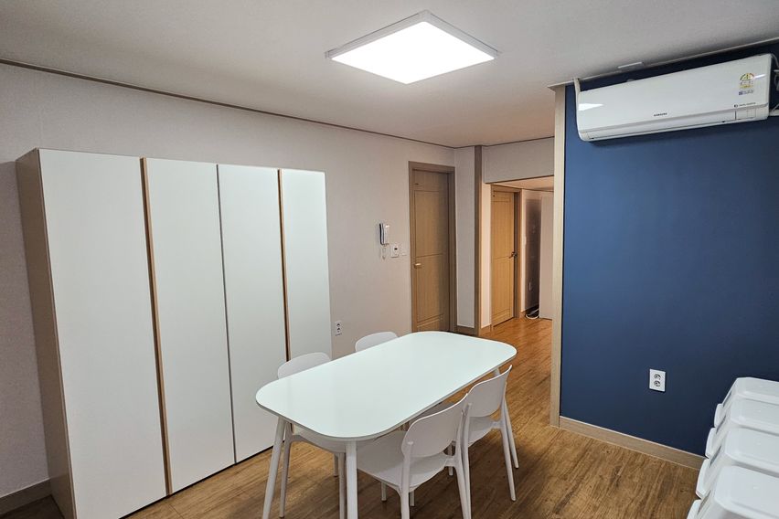 여성 Room C-2 14번째 이미지