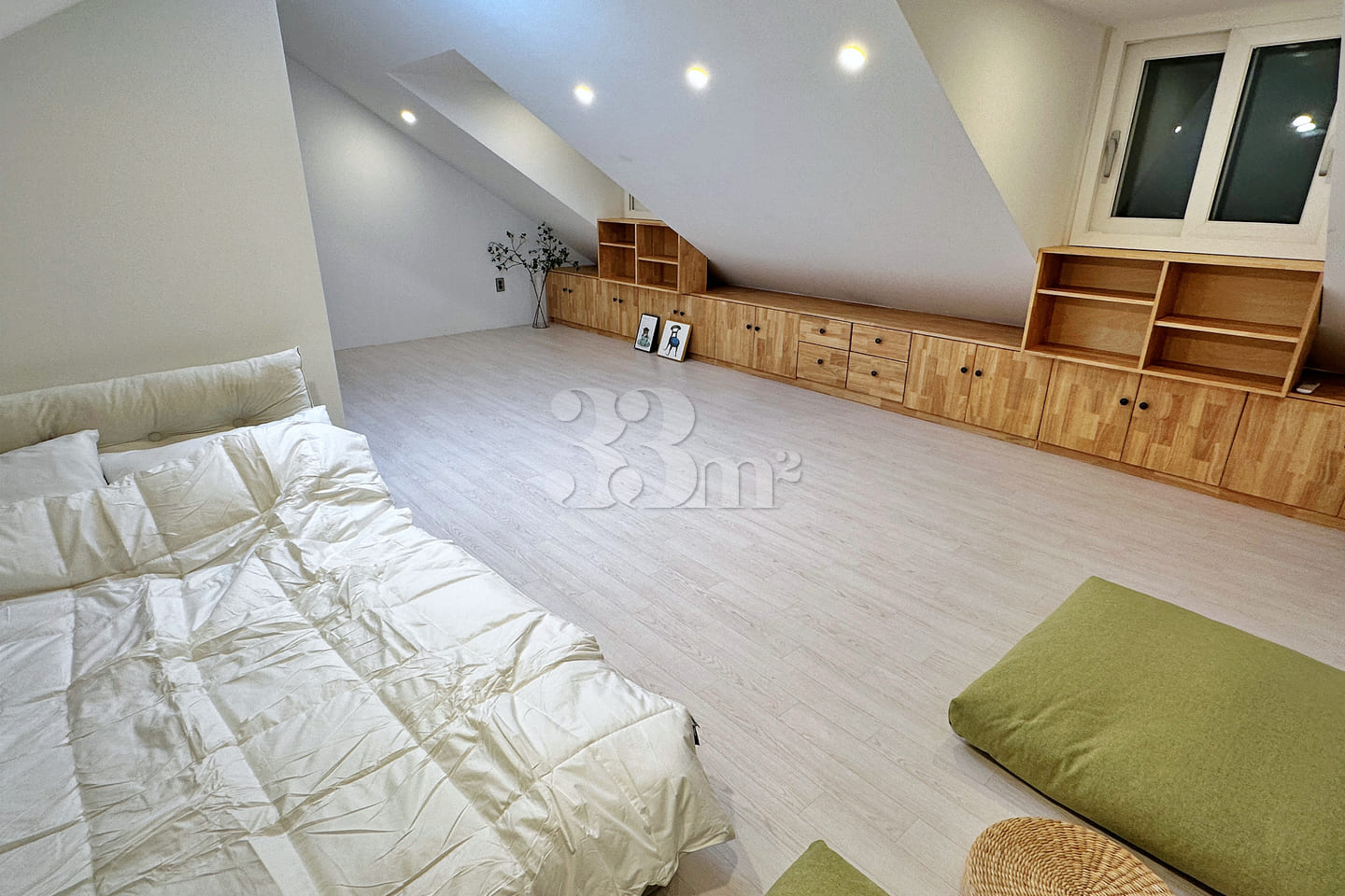 ✅️ 2 Bedrooms, Jacuzzi Private Unit 5th image