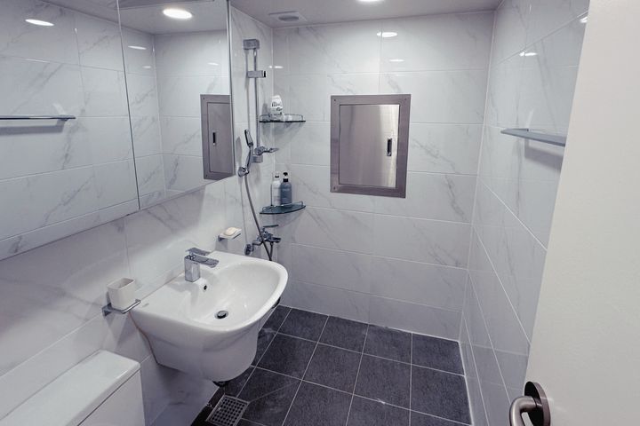 🧡 Fully furnished unit near Doksan Station & 12th image
