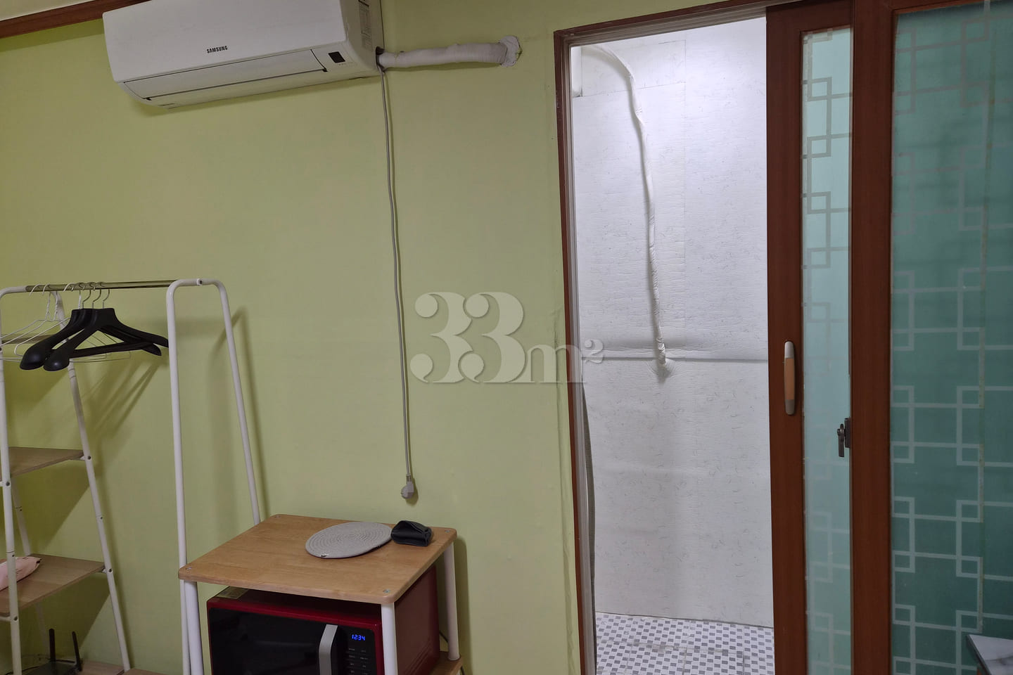 Comfortable studio with great transport links 4th image