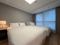 Seocho fully furnished 1.5-room apartment 3th image