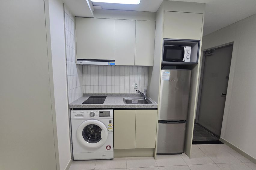 신사동, 신축급 풀옵션 2번째 이미지