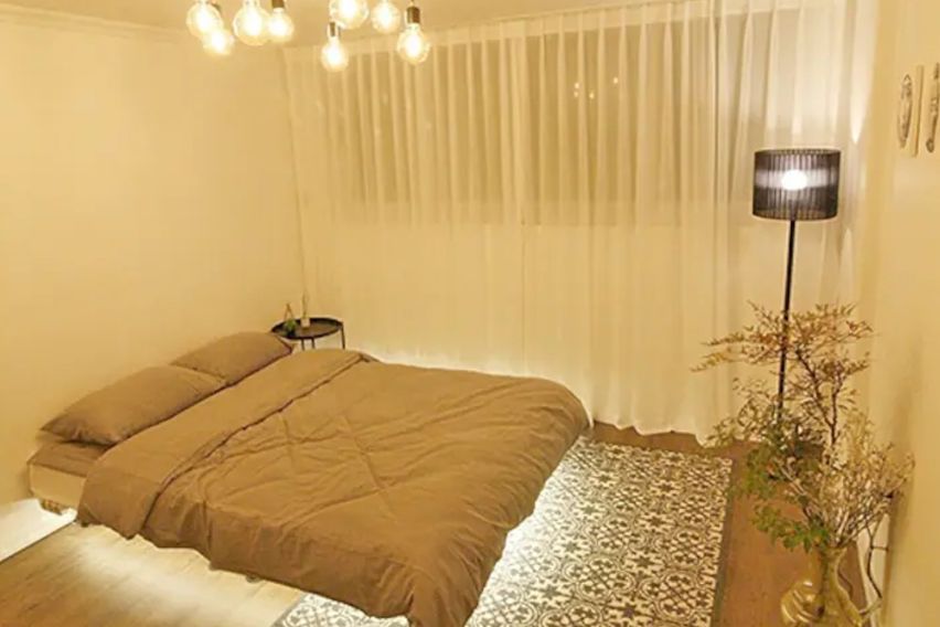 Unique House 1번째 이미지