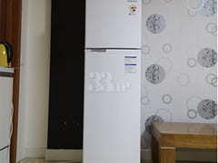 Large room, individual cooking and laundry fa 3th image