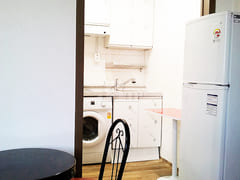 Large room, individual cooking and laundry fa 2th image