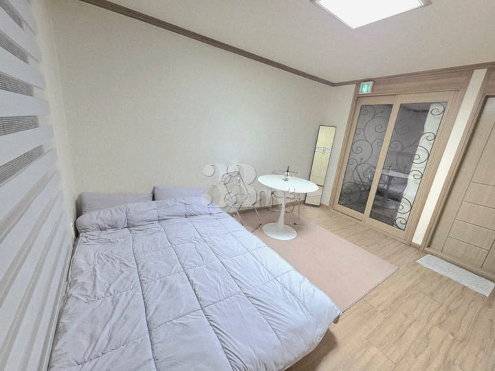Hospital internship, travel, 1 minute from th 방 이미지