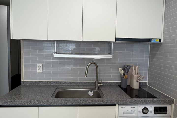 Studio apartment near Seomyeon-Bujeon Station 13th image
