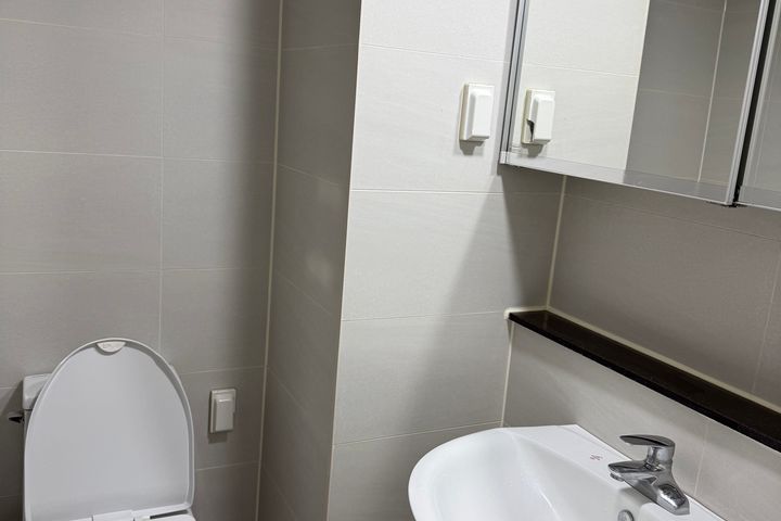 Studio apartment near Seomyeon-Bujeon Station 17th image