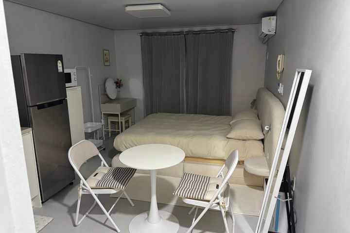 Seoul Station! Fully furnished 3th image