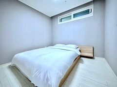 Full ocean view apartment-style accommodation 8th image