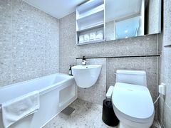 Full ocean view apartment-style accommodation 10th image