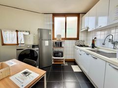 4-Room Unit, 4-Minute Walk from Ewha Womans U 3th image