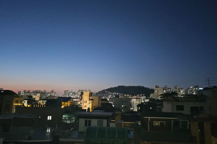 홍대입구역 도보7분  13번째 이미지