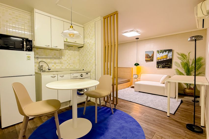 홍대 5분 풀옵션원룸C