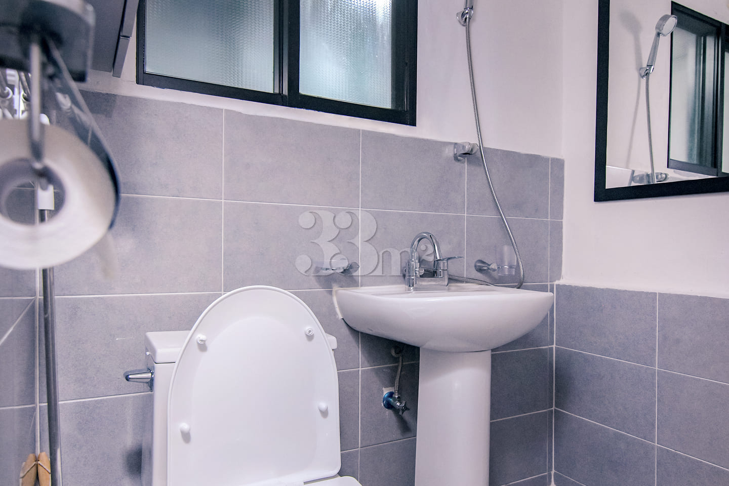 2-bedroom apartment near Sinjeong Station, 2  19th image