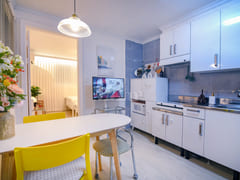 2-bedroom apartment near Sinjeong Station, 2 4th image