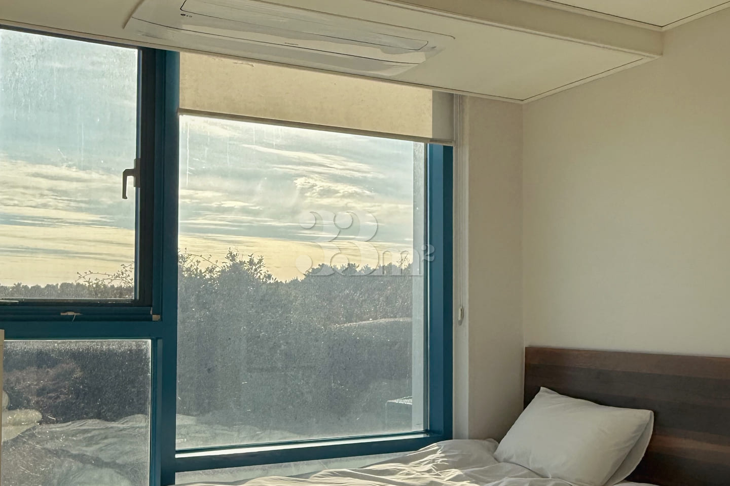 A stylish stay with great natural light 3th image