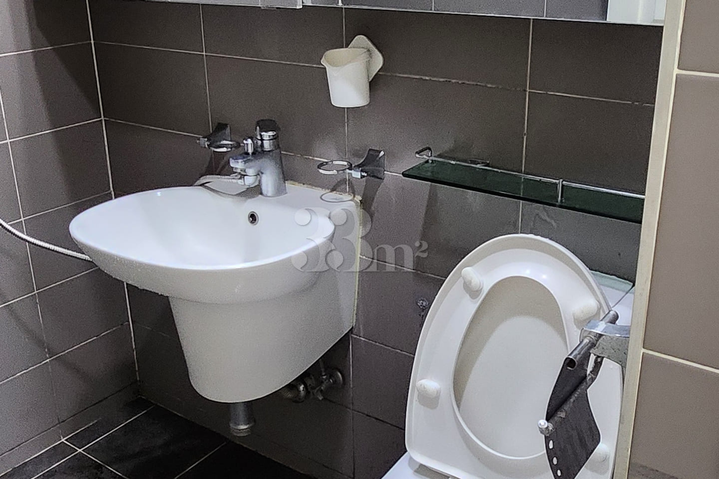 3rd floor of a multi-unit house in Jungsan-do 7th image