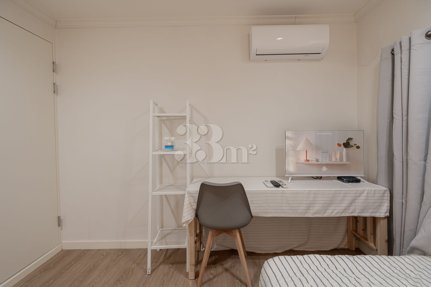 Standard Room 102 7th image