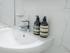 Standard Room 102 9th image