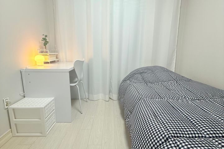 Chung-Ang University, fully furnished, shared 5th image