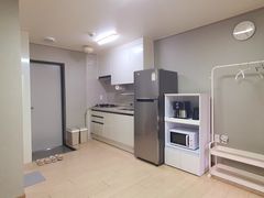 Fran Stay 1.5 Room 9th image