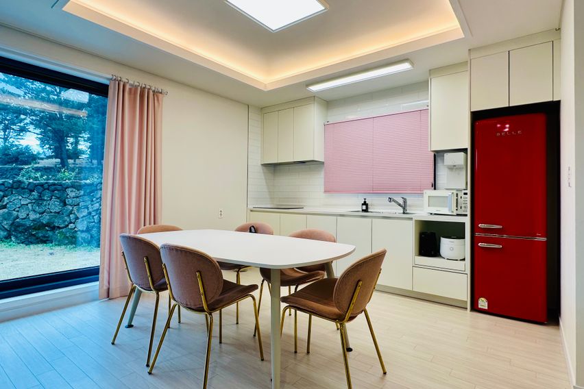 애월 유럽풍 독채 펜션 3번째 이미지