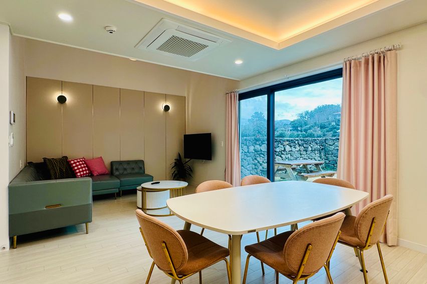 애월 유럽풍 독채 펜션 2번째 이미지