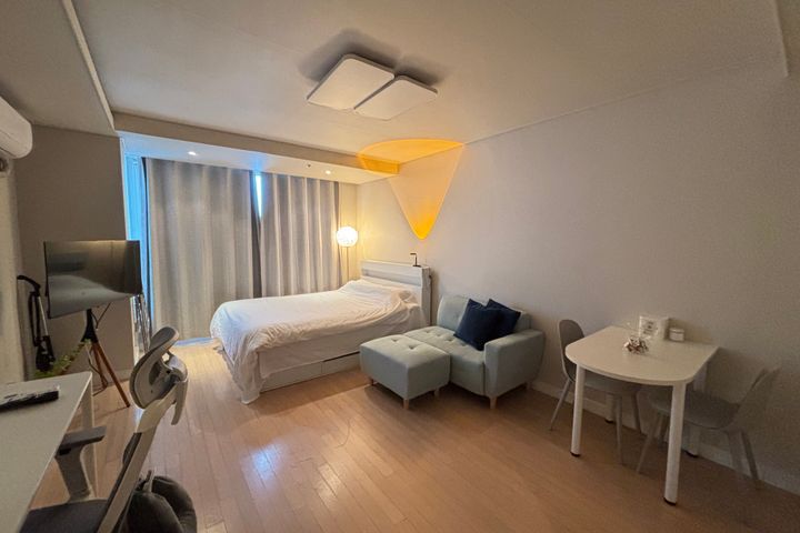 Cozy House in Gangnam, Moon🌙 2th image