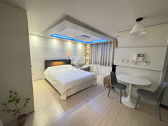 Yeoksam Local Cozy Stay 🧸 0th image