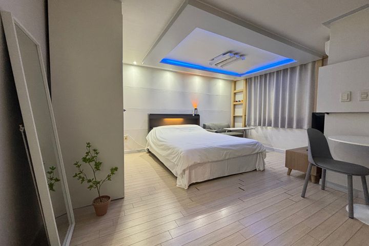 Yeoksam Local Cozy Stay 🧸 5th image