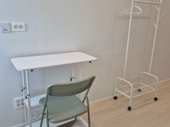 Suite 1, Room 4 7th image