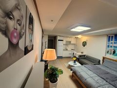 Seolleung Station, Fully Furnished. KC37 0th image